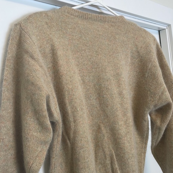 Vintage Embroidered Flower Sweater - Picture 4 of 6